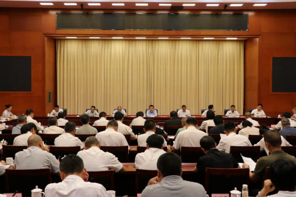 市纪委监委召开派驻（出）机构2025年上半年工作复盘暨集体谈话会议