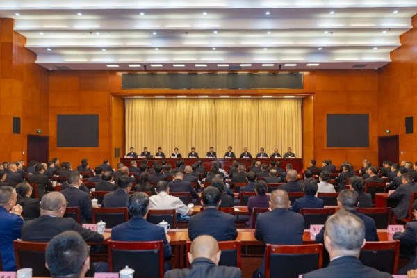 全市领导干部大会召开 深入学习贯彻市第六次党代会精神 为开创临沧发展新局面不懈奋斗
